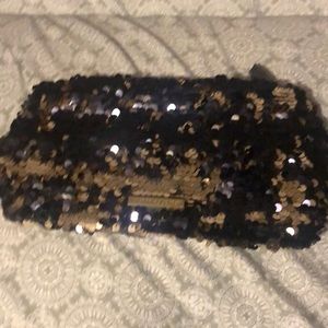 Super cute Victoria’s Secret cosmetics bag